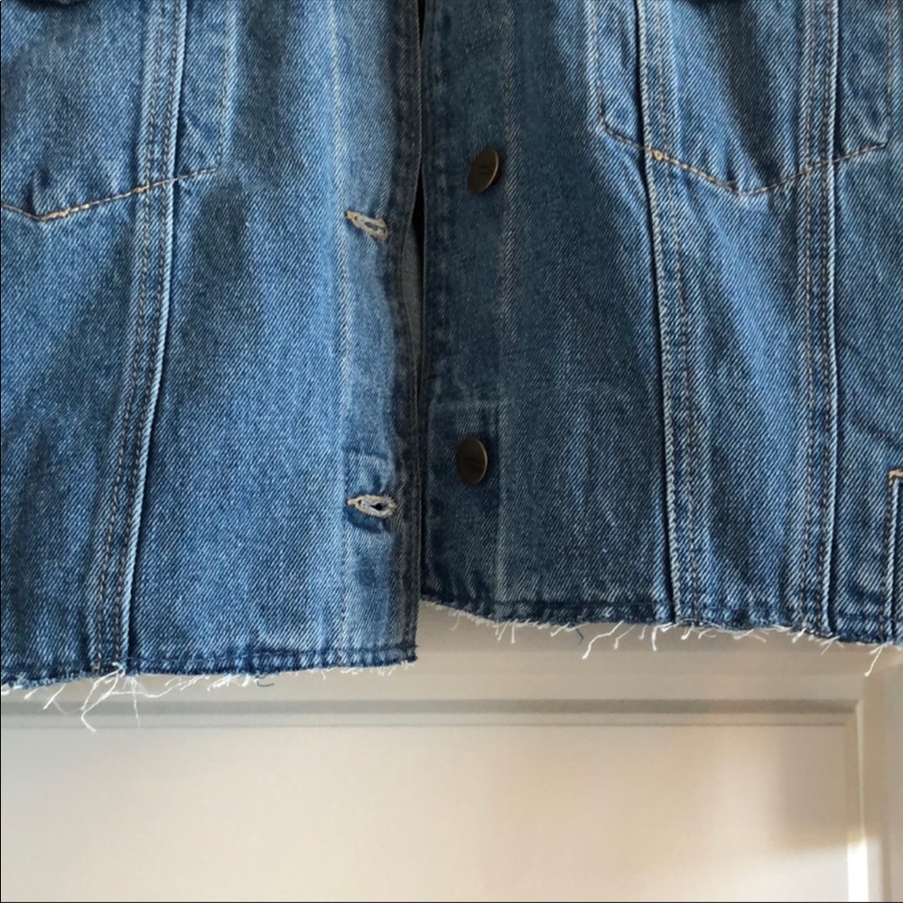 Mono B Denim Cropped Jacket Multiple Sizes NWT - Picture 6 of 7